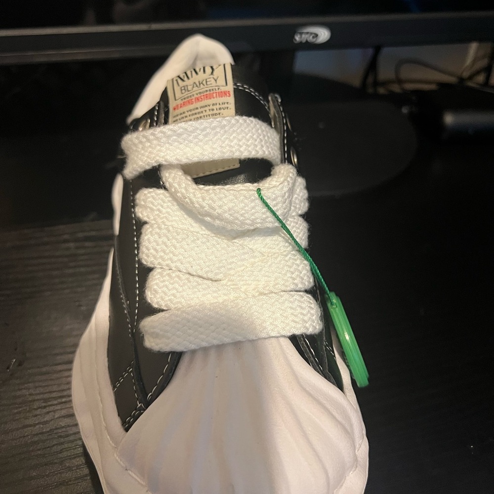 Miharayasuhiro Kids Black and White Sneakers